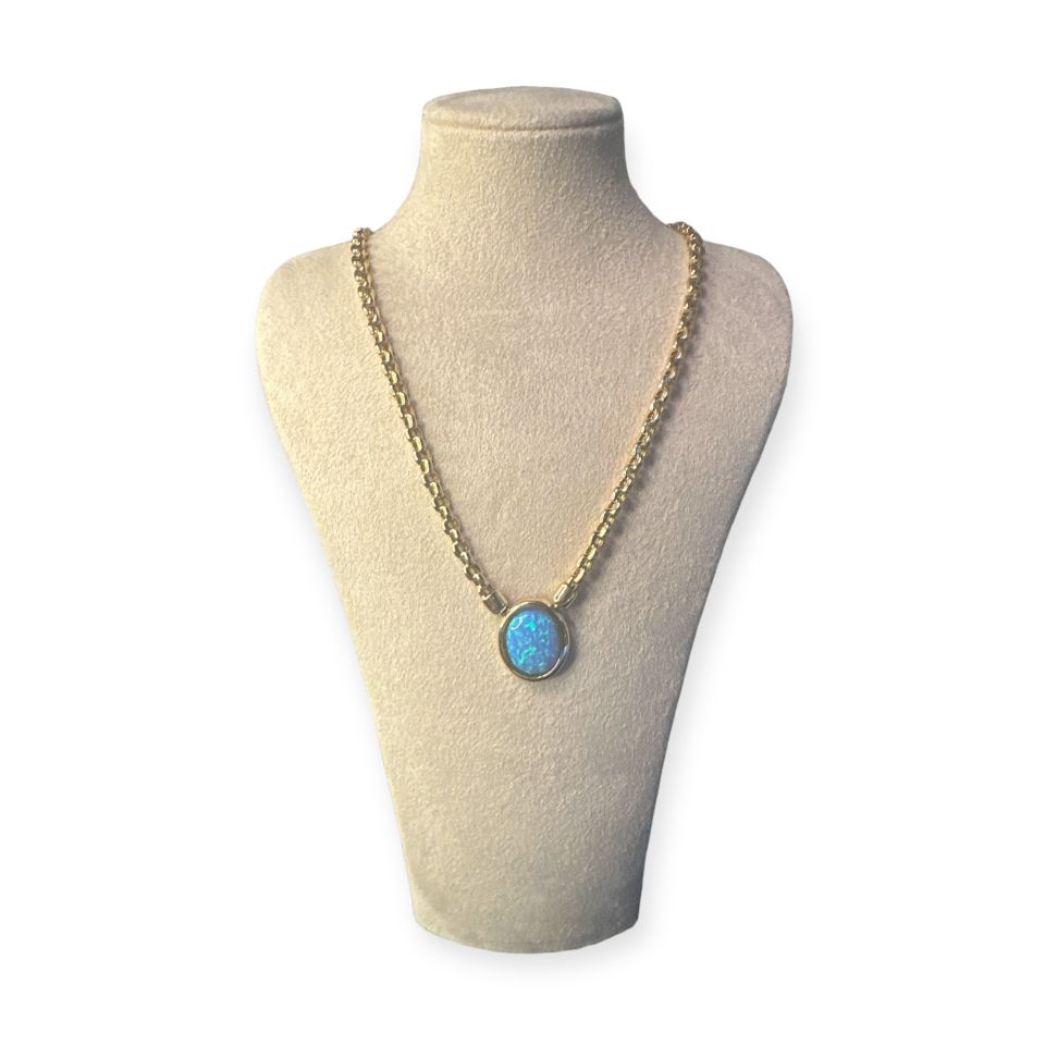 Işıltılı Mavi Taşlı Kolye