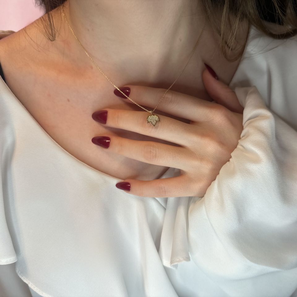 Yoncalı Minimal Kolye