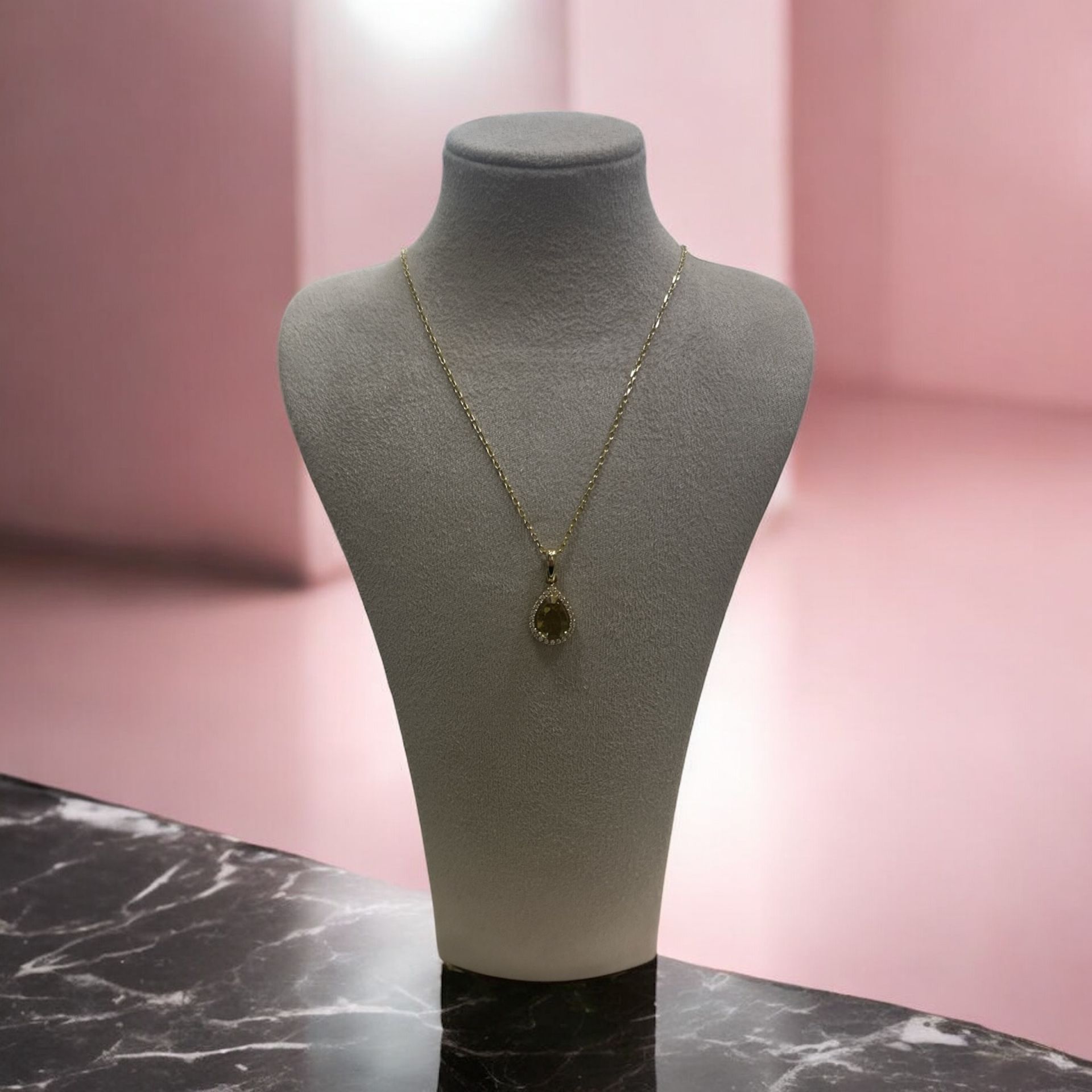 Zultanit Taşlı Kolye